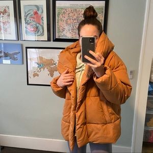 Camel puffer parka